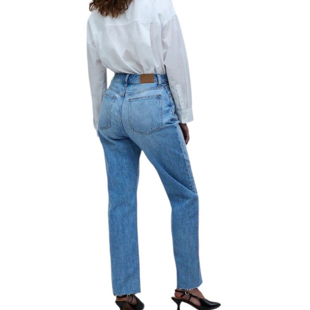 NWD Madewell Petite Curvy 90s Straight Leg Jeans Blue Revoir Wash Ripped Size 23 - Picture 3 of 15